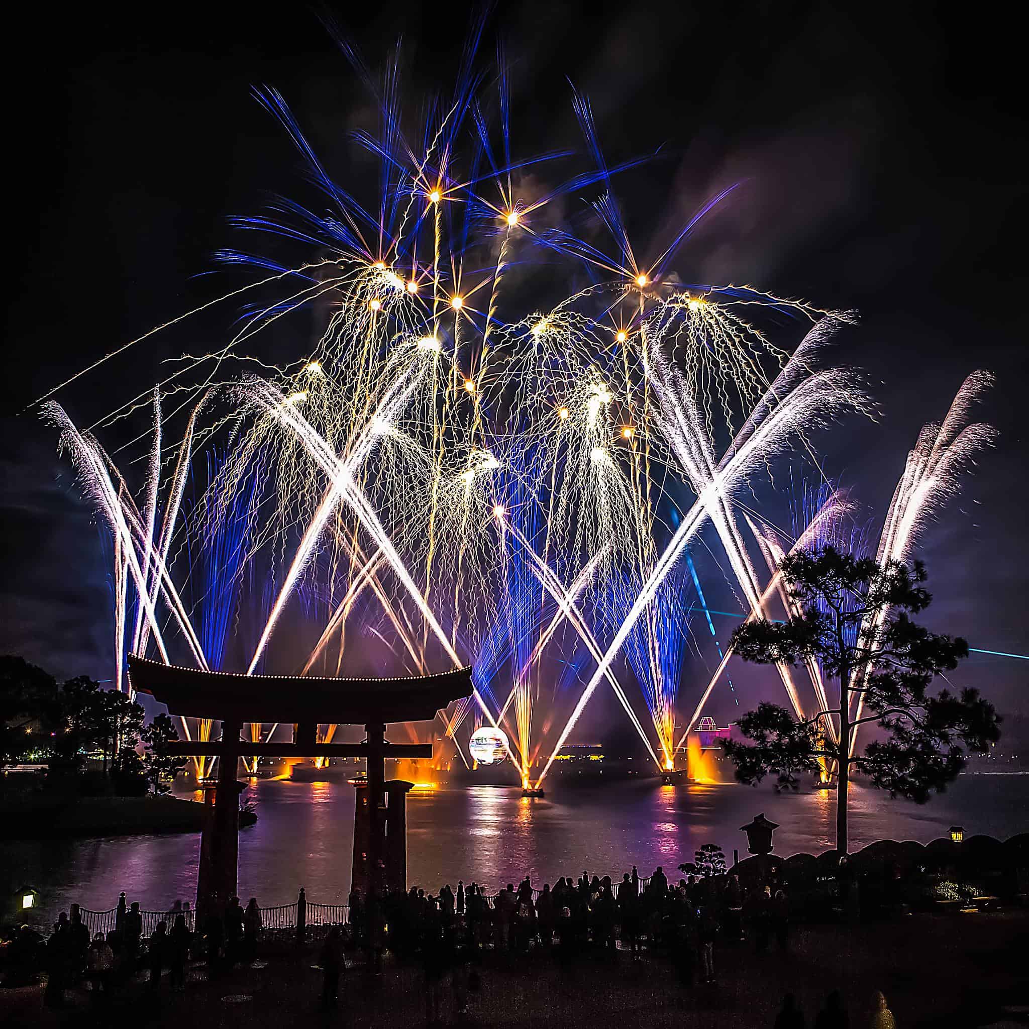 The Best Places to Watch Epcot's Fireworks (Restaurants, Fastpass, and