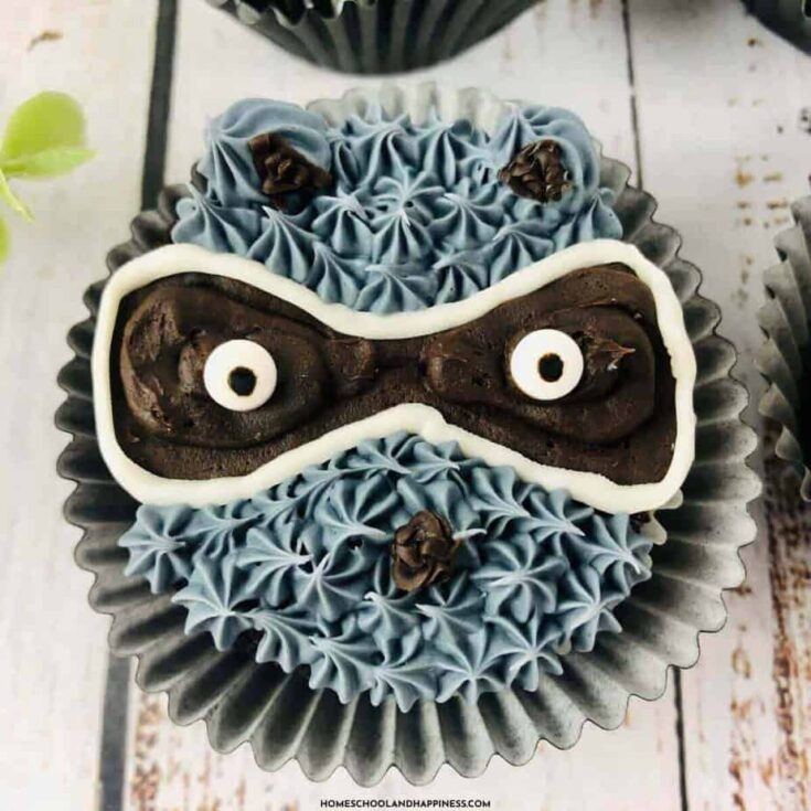 Image for Easy Raccoon Cupcakes That Are Fun and Cute